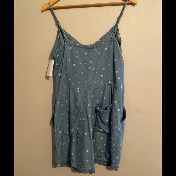 1250 Degrees Celsius Chambray Star Romper. - Picture 3 of 7